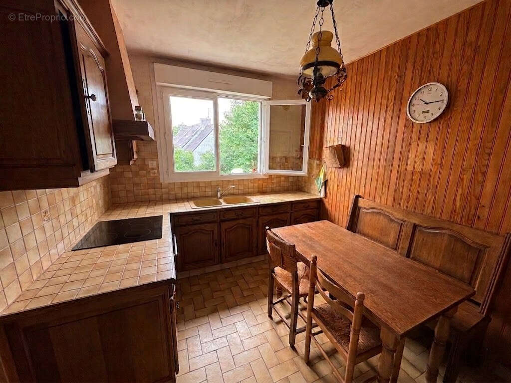 Maison à PLOUGOUMELEN