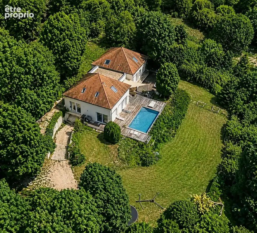 Maison à VAUX-SUR-SEINE