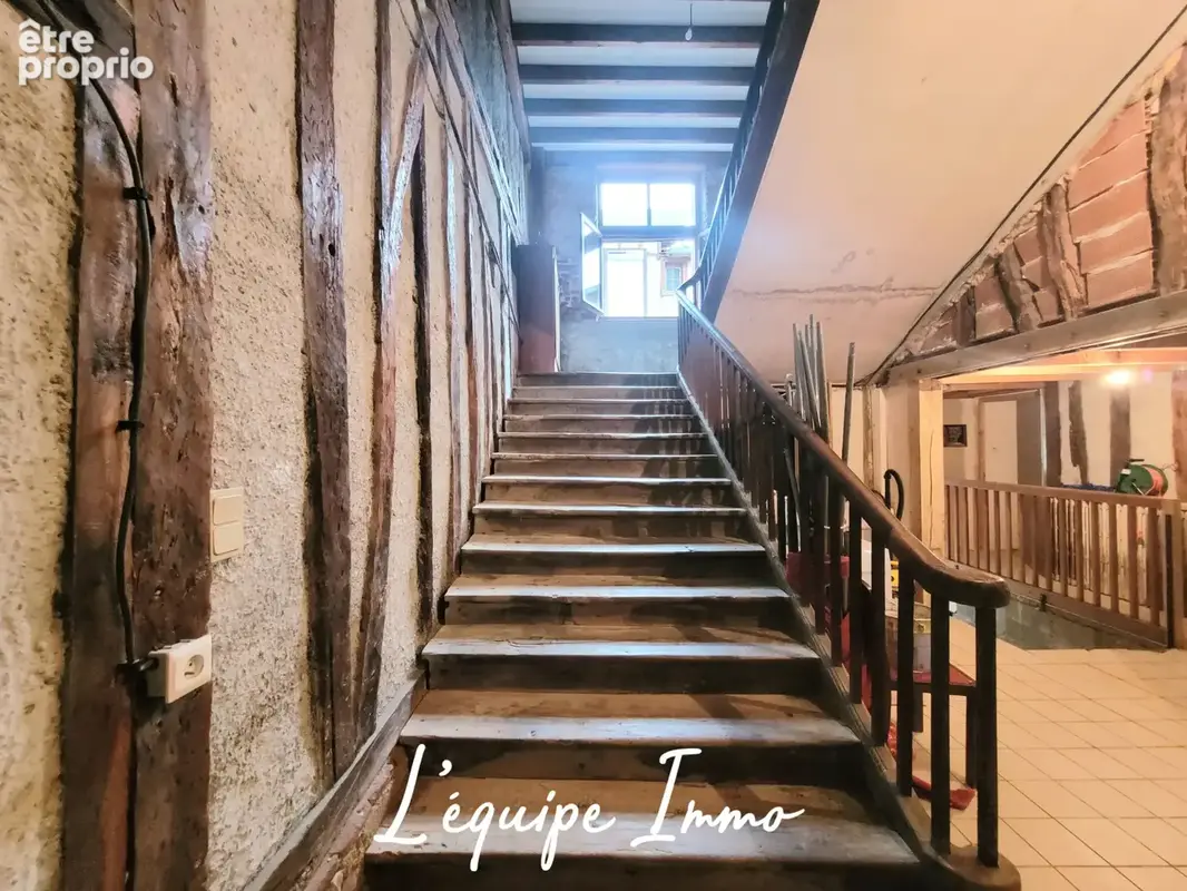 Maison de ville type T4 avec atelier et cave - photo 17