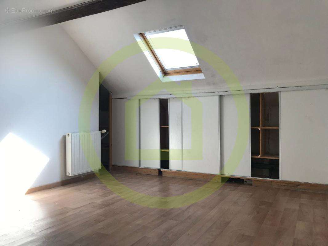 Maison à BEUVRAGES