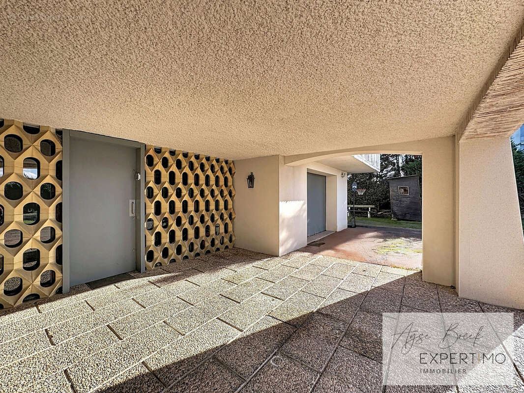 Maison à LE PEAGE-DE-ROUSSILLON