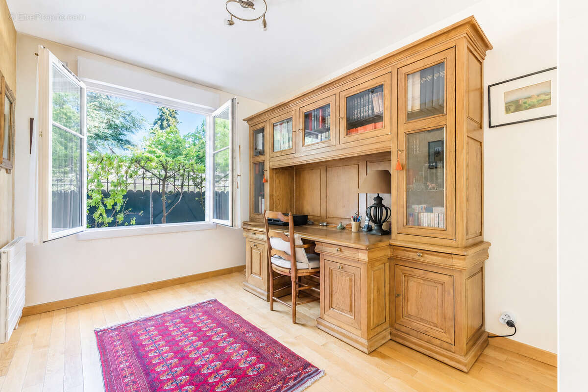 Appartement à VERRIERES-LE-BUISSON