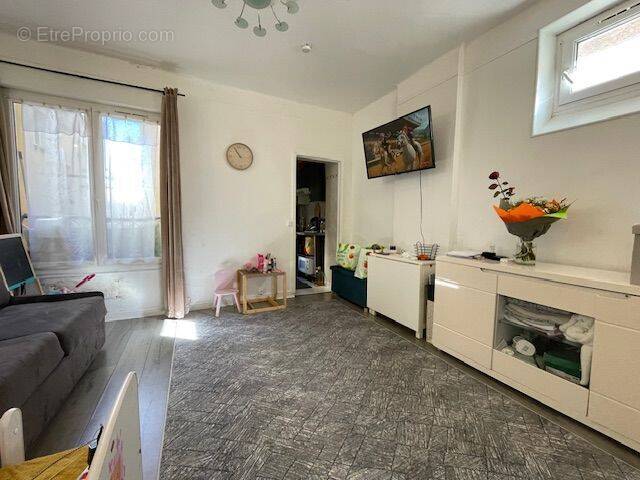 Appartement à VILLEMOMBLE