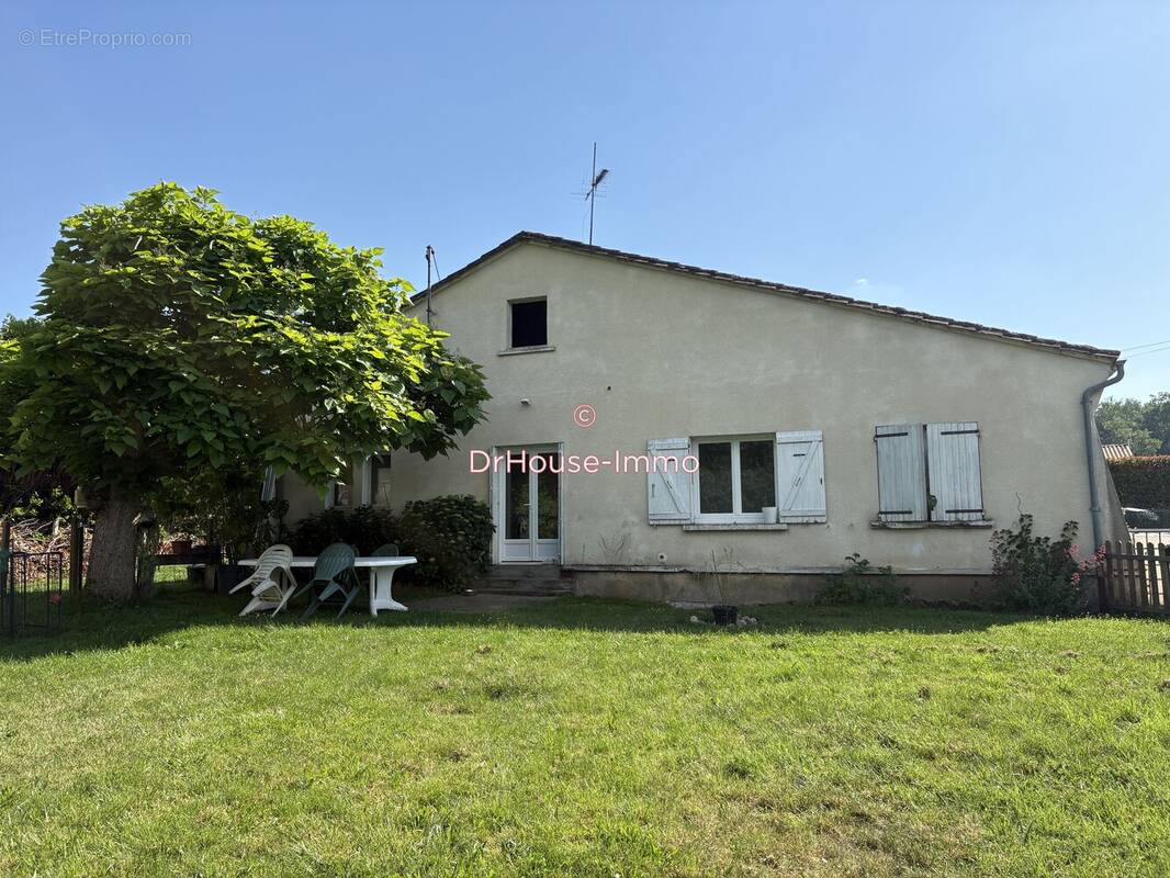 Maison à BASSILLAC