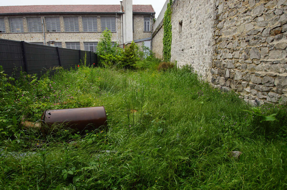Maison à SAINT-JUST-MALMONT