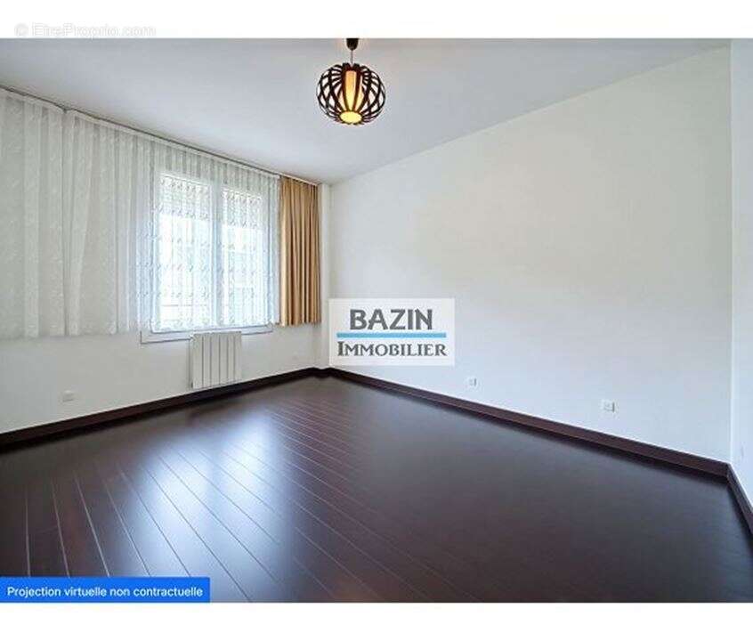 Appartement à SAINTE-GENEVIEVE-DES-BOIS