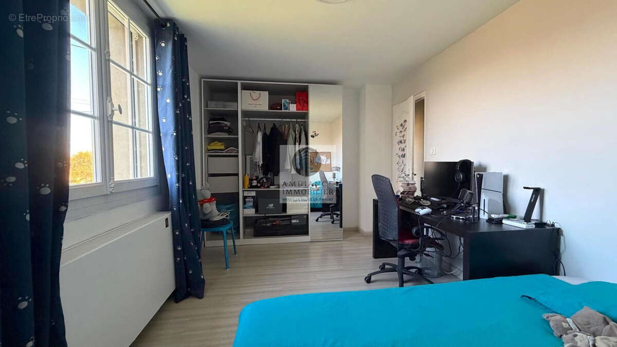 Maison à ETOILE-SUR-RHONE