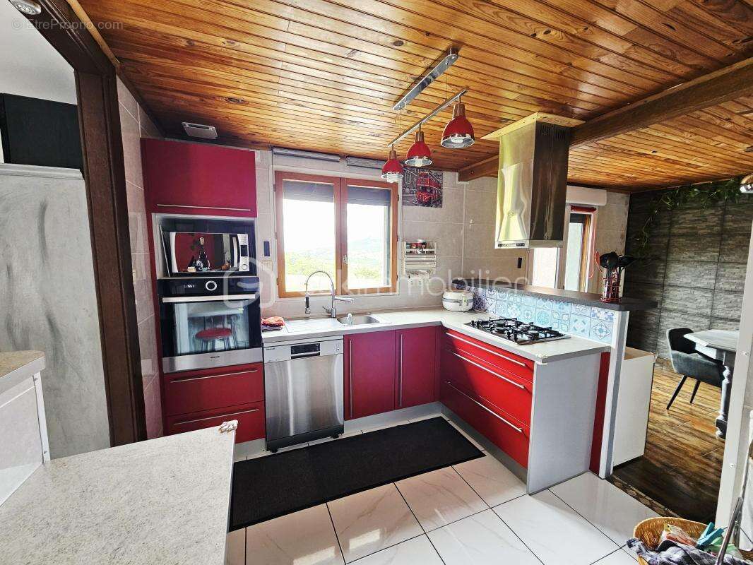 À VENDRE – Maison familiale de plain-pied avec grand terrain – Cournon-d'Auvergne - photo 6