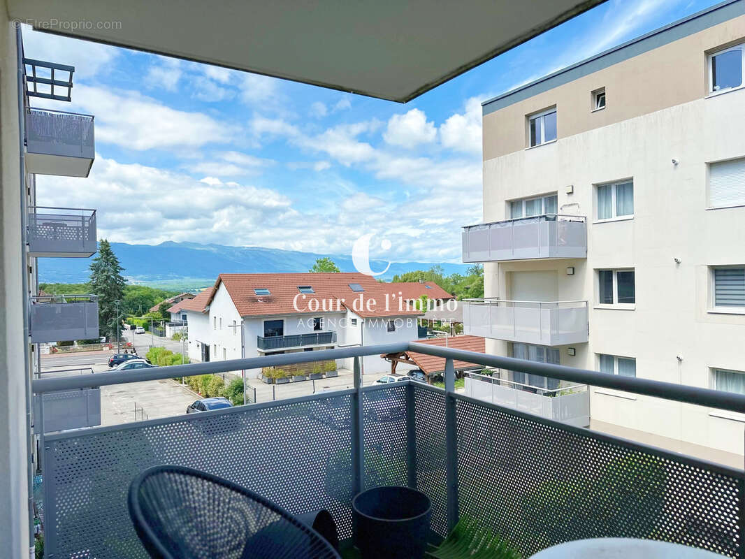 Appartement à VALLEIRY