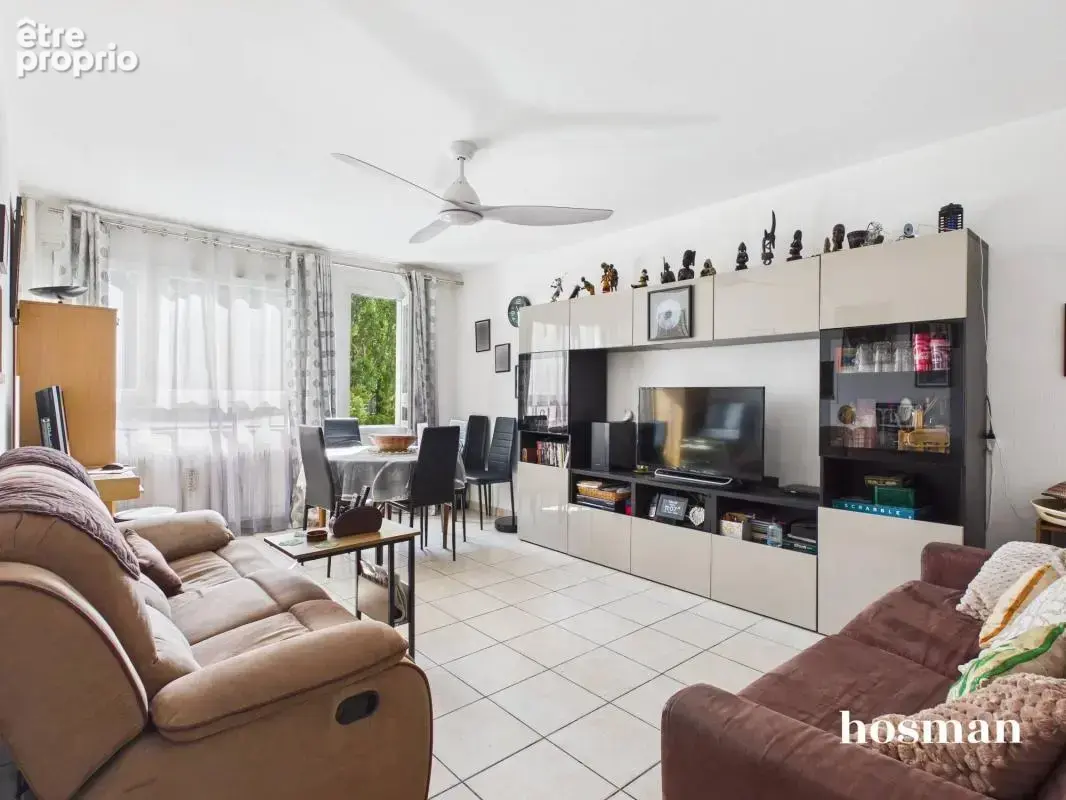 Appartement à PARIS-18E