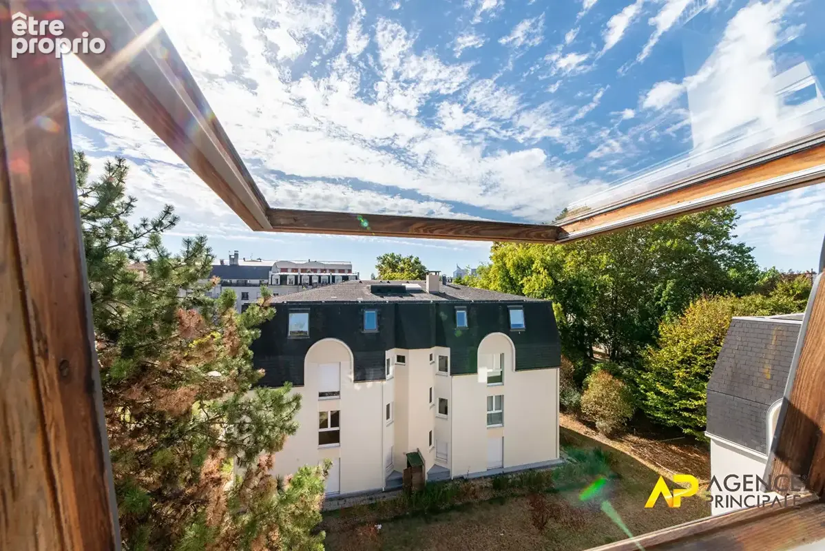 Exclusivité à La Garenne-Colombes : Superbe appartement 5 pièces au dernier étage avec parking et cave - photo 12