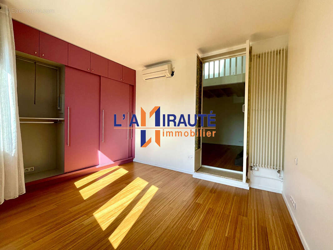 Maison à HOUILLES
