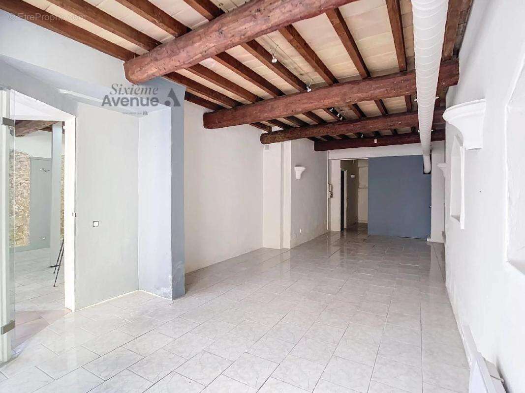 Commerce à LE CANNET