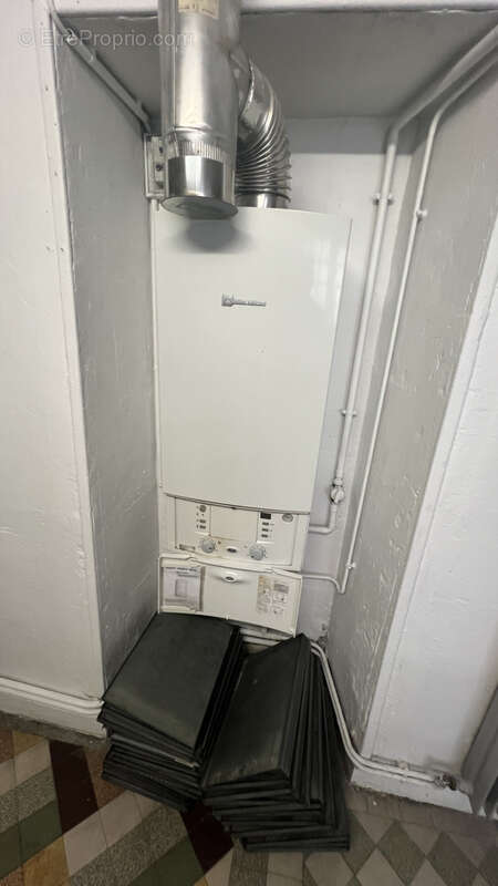 Commerce à LA FERTE-ALAIS