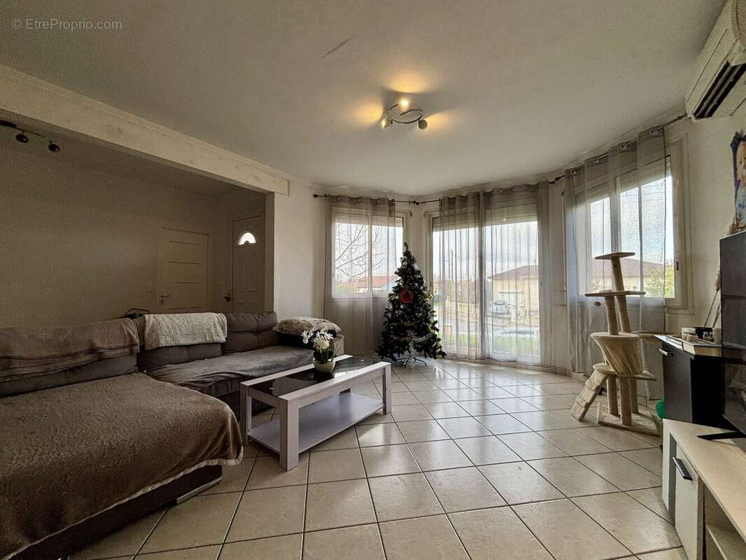 Maison à VILLENEUVE-SUR-LOT