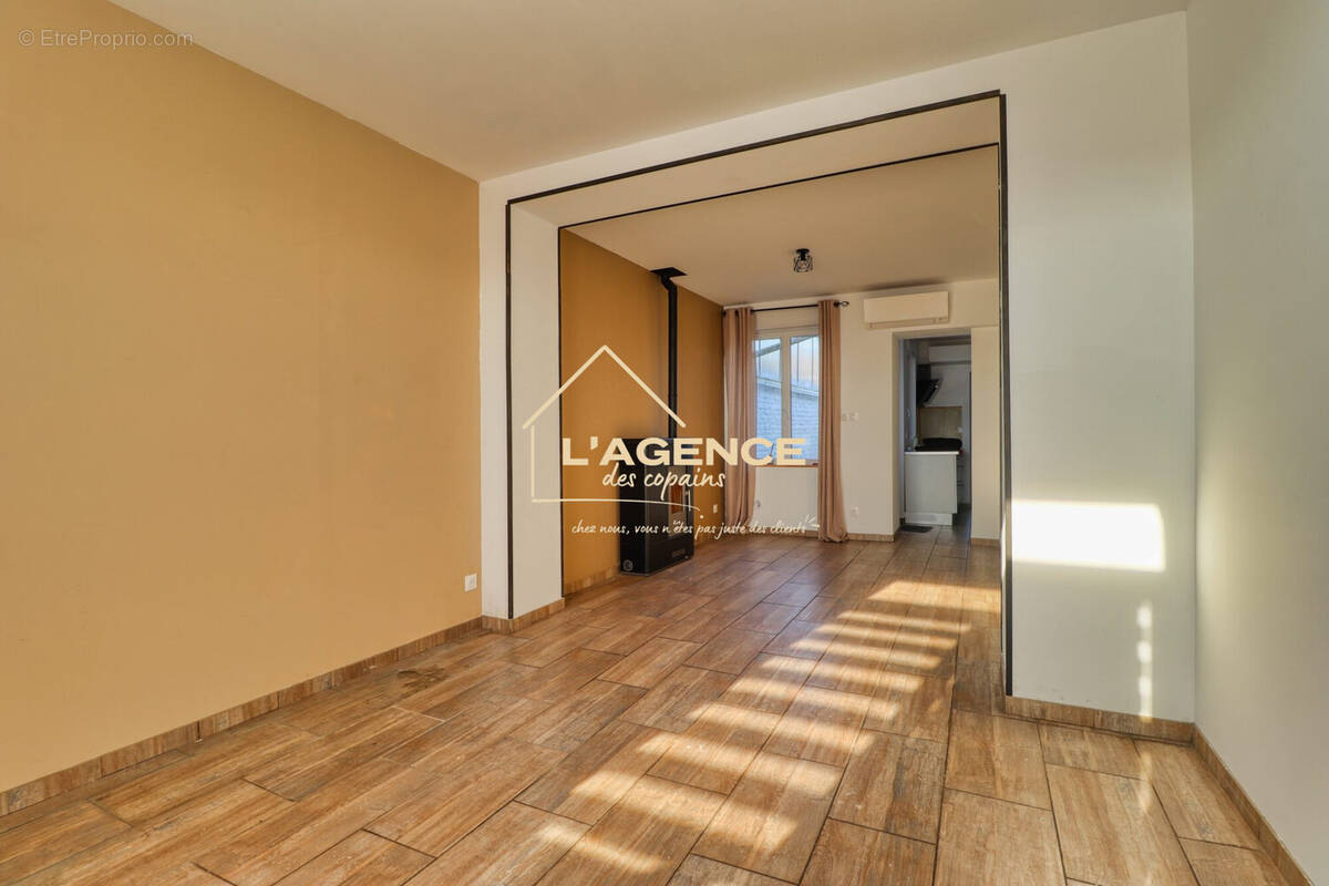 Maison à HAZEBROUCK