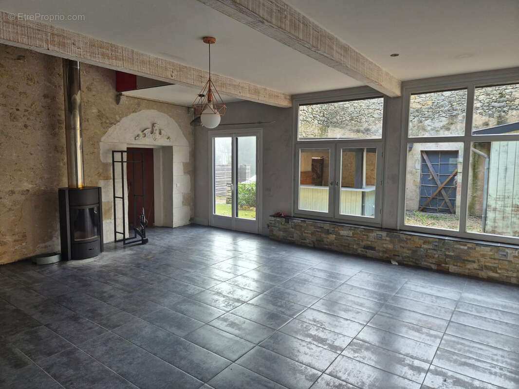 Maison à SAINT-EXUPERY