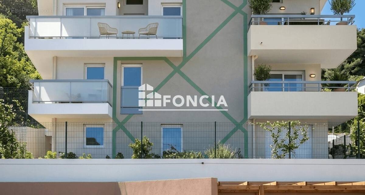 Appartement à ROQUEBRUNE-CAP-MARTIN