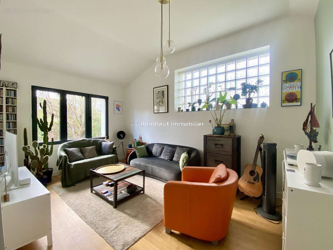 Maison à LA CELLE-SAINT-CLOUD