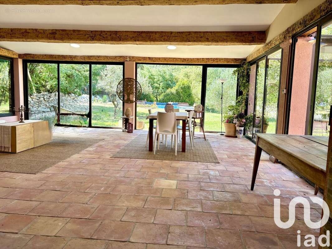 Photo 7 - Maison à BORMES-LES-MIMOSAS