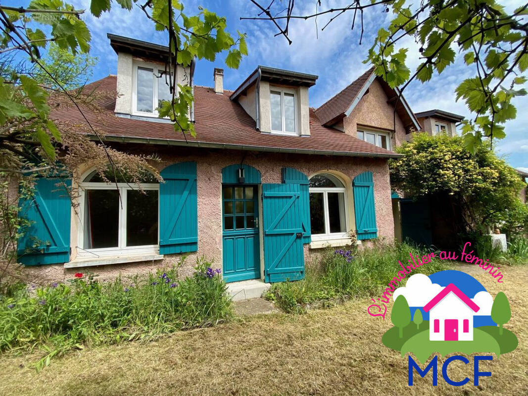 Maison à DAMMARTIN-EN-SERVE
