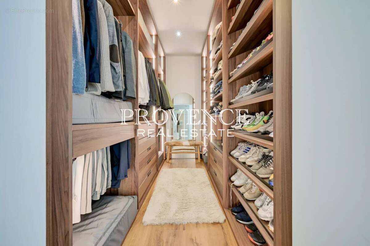 Maison à MARSEILLE-11E