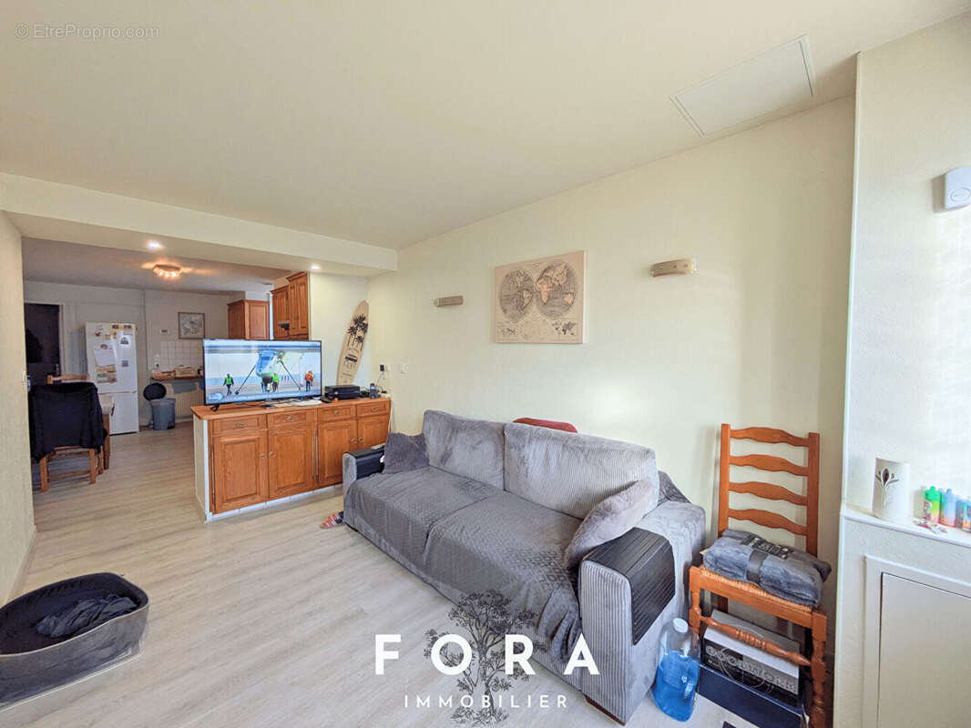 Appartement à CONDE-SUR-NOIREAU