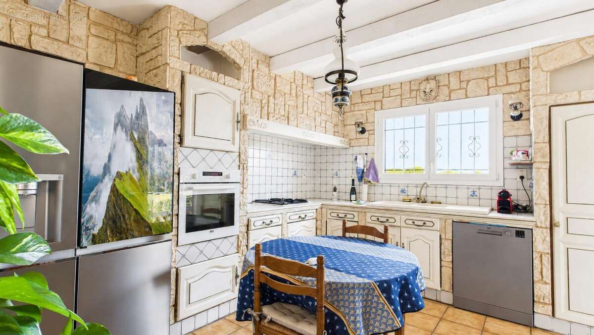 Maison à CARQUEIRANNE