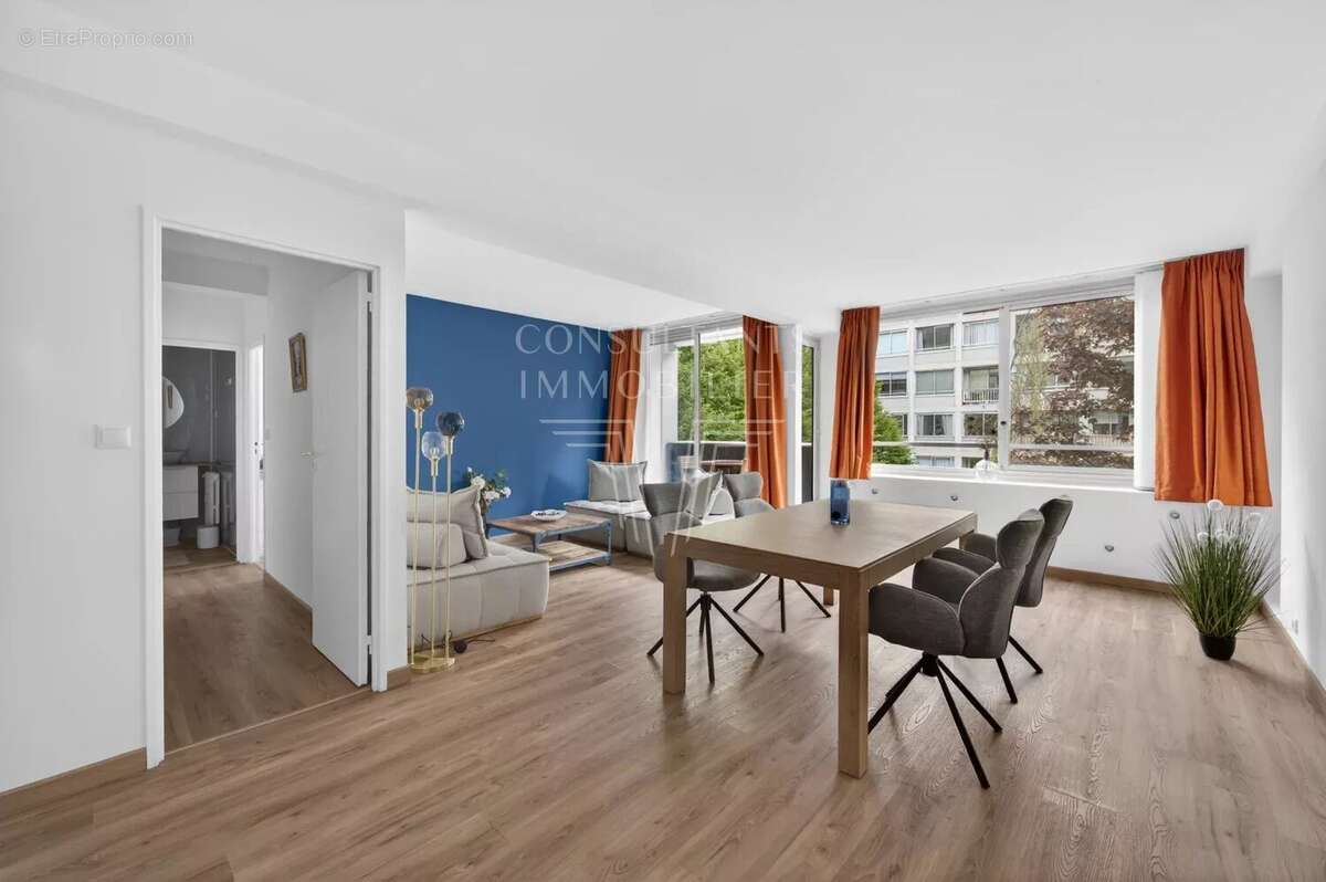Appartement à PARIS-15E