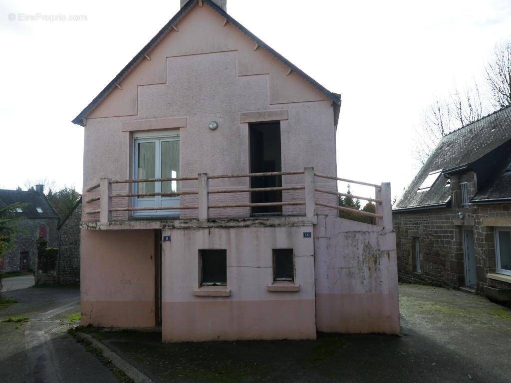 Maison à LANGOELAN
