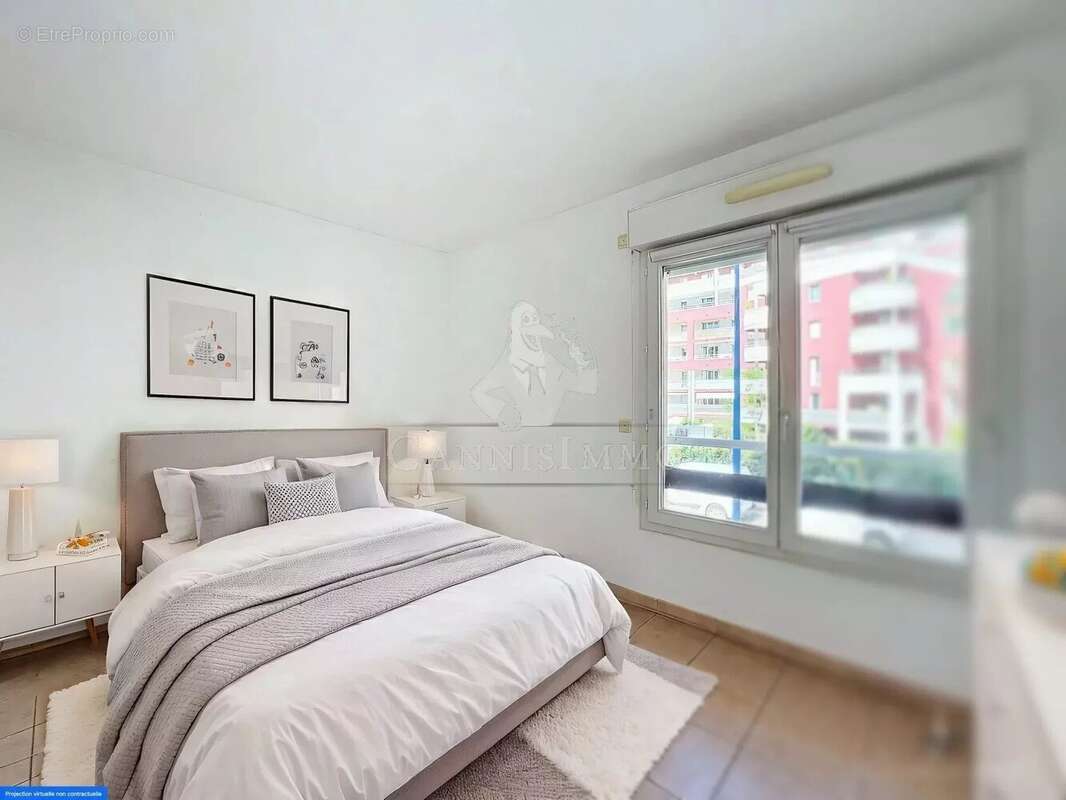 Appartement à MANDELIEU-LA-NAPOULE
