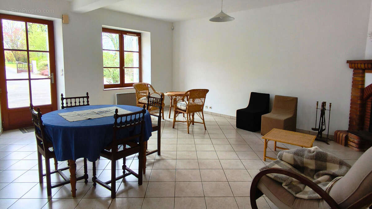 Fermette sur 5761m2 - photo 2