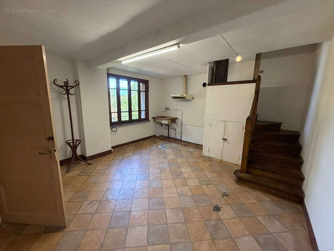 HAUTE VIENNE - Ancienne ferme avec 6 hectares de terrain - photo 6