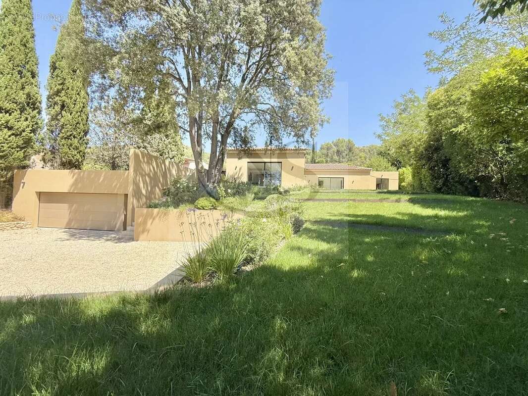 Maison à AIX-EN-PROVENCE