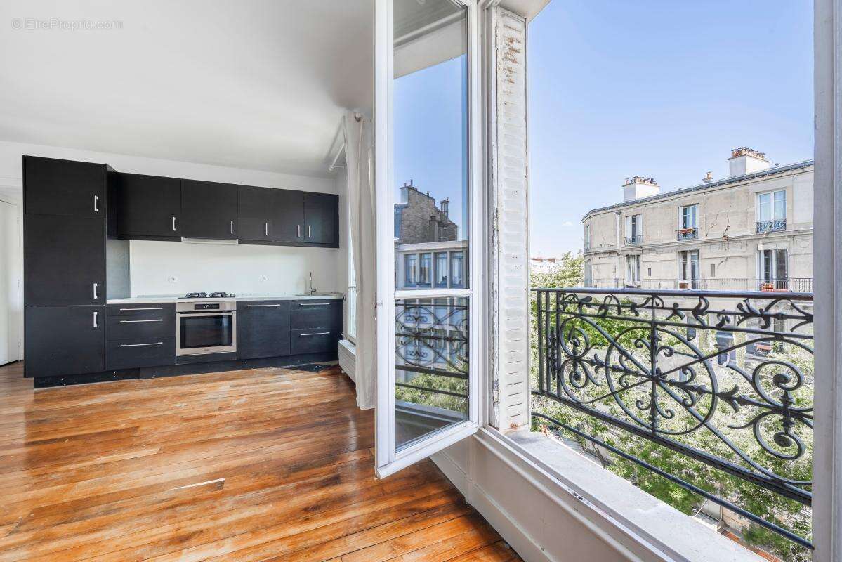Appartement à PARIS-12E