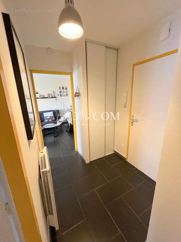 Appartement à INDRE