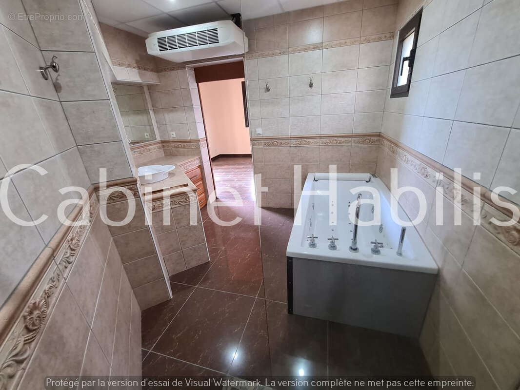 A vendre - une maison de type t6 de 120 m2 environ - plaine des cafres - 466 550 € hai - photo 11