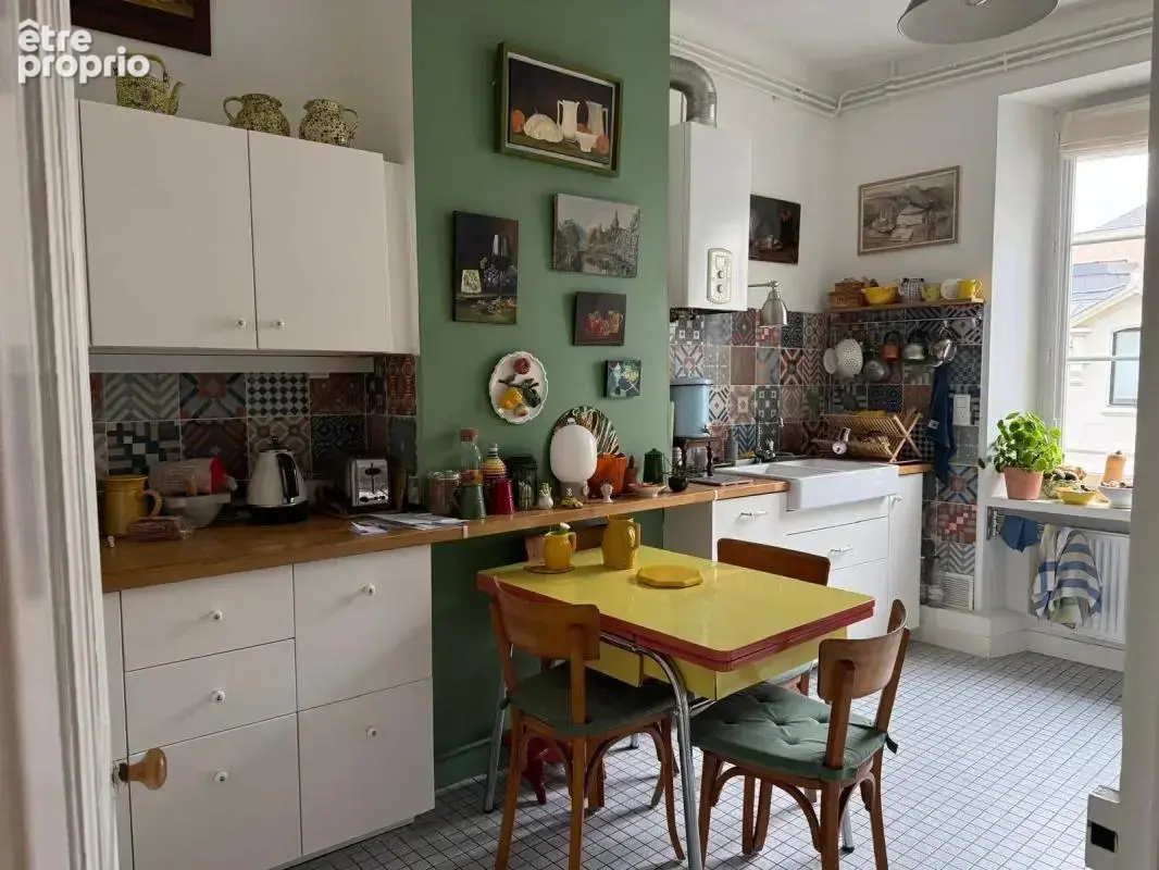 Un appartement de caractère au cœur de la ville - photo 2