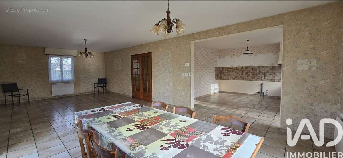 Photo 6 - Maison à CERNUSSON