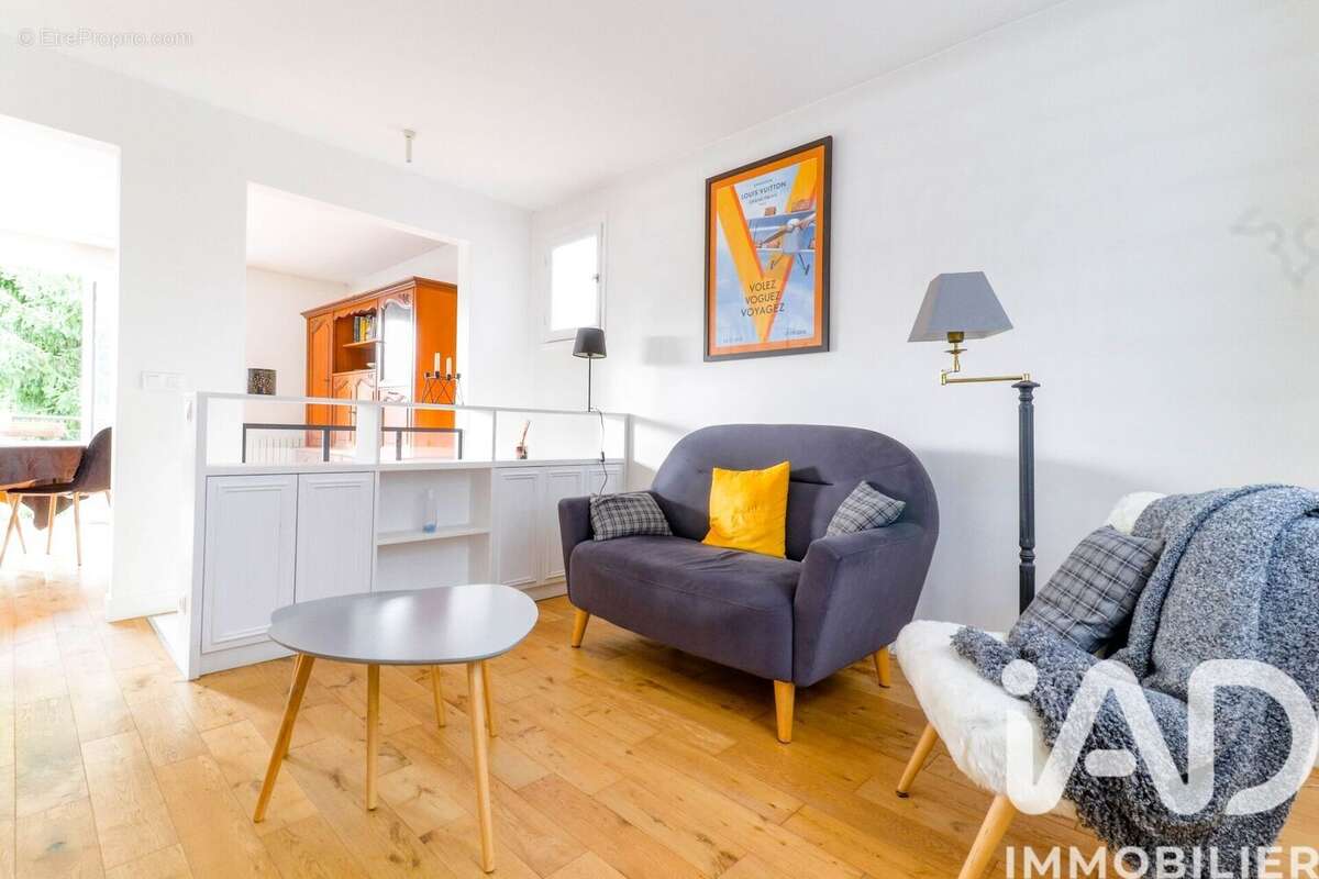 Photo 8 - Maison à SAINT-GERMAIN-LES-ARPAJON