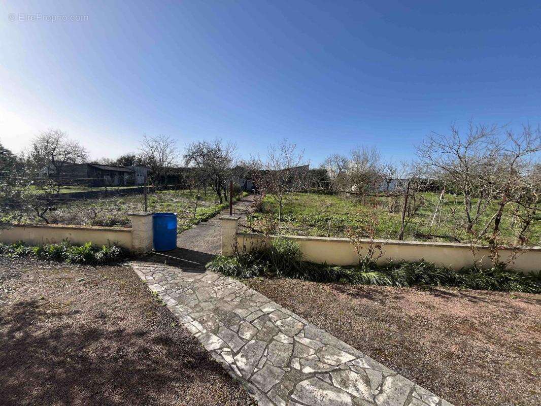 Maison à MAUPREVOIR