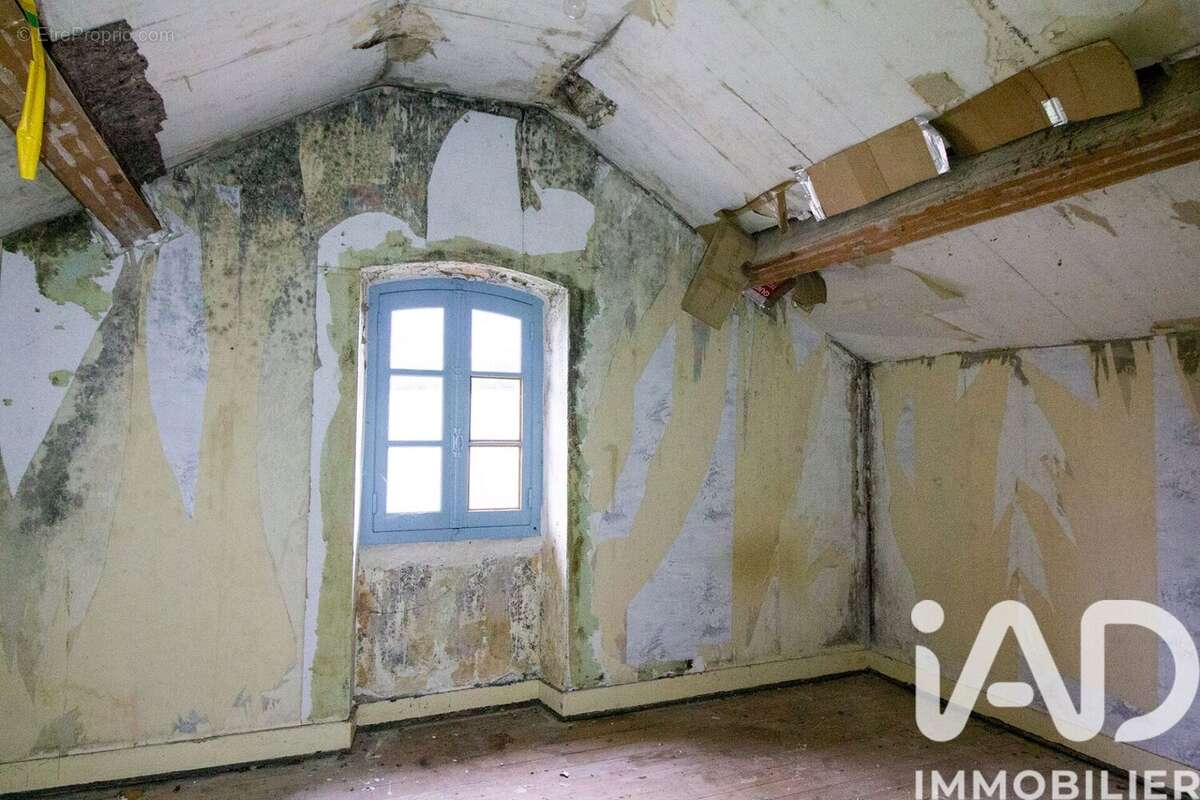 Photo 9 - Maison à VERTOLAYE