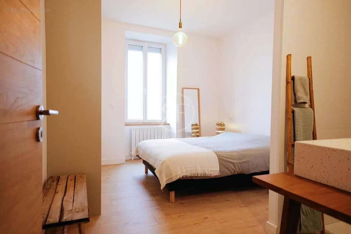 Maison rénovée - Secteur Porte Royale - 3 pièces - photo 5