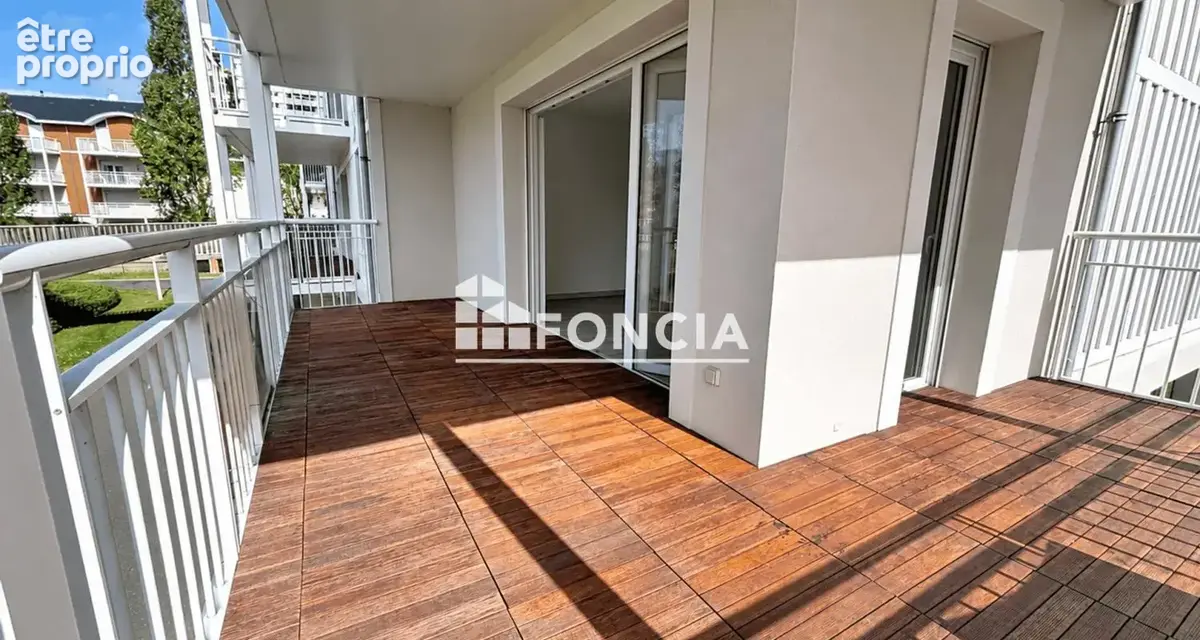 Lumineux 2 pièces avec terrasse d'angle de 18 m² et vue dégagée - photo 12