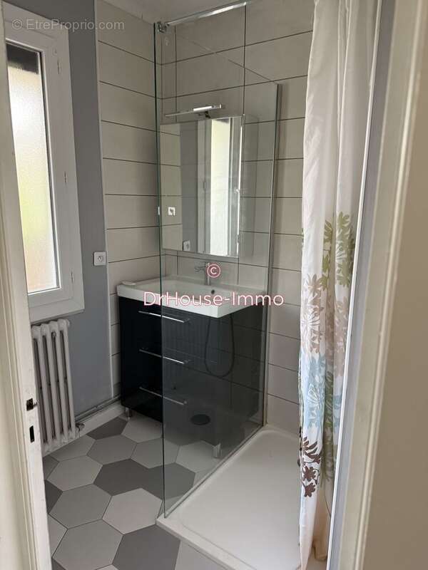 Maison à JAUNAY-CLAN