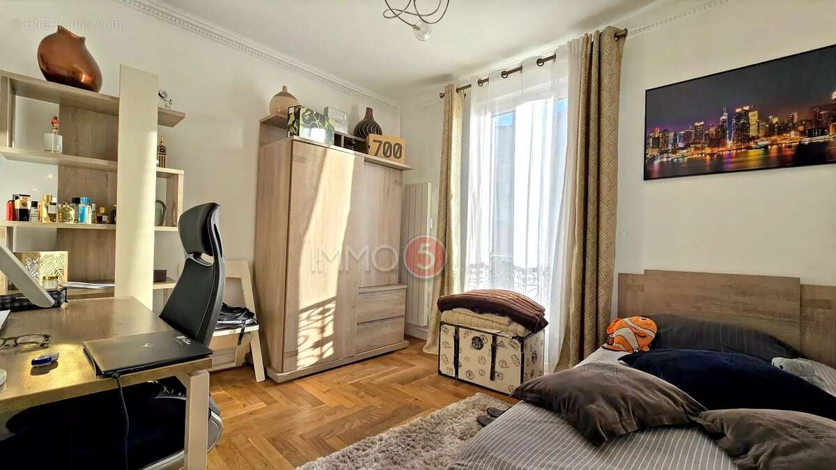 Appartement à LE RAINCY