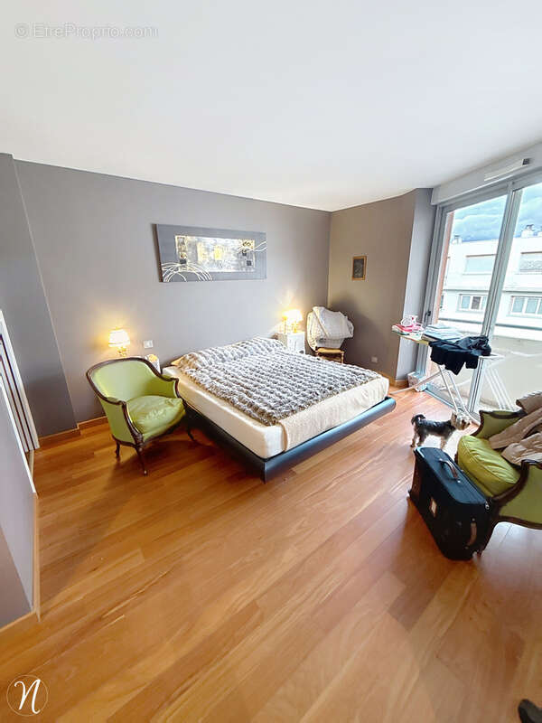Appartement à SAINT-CHAMOND