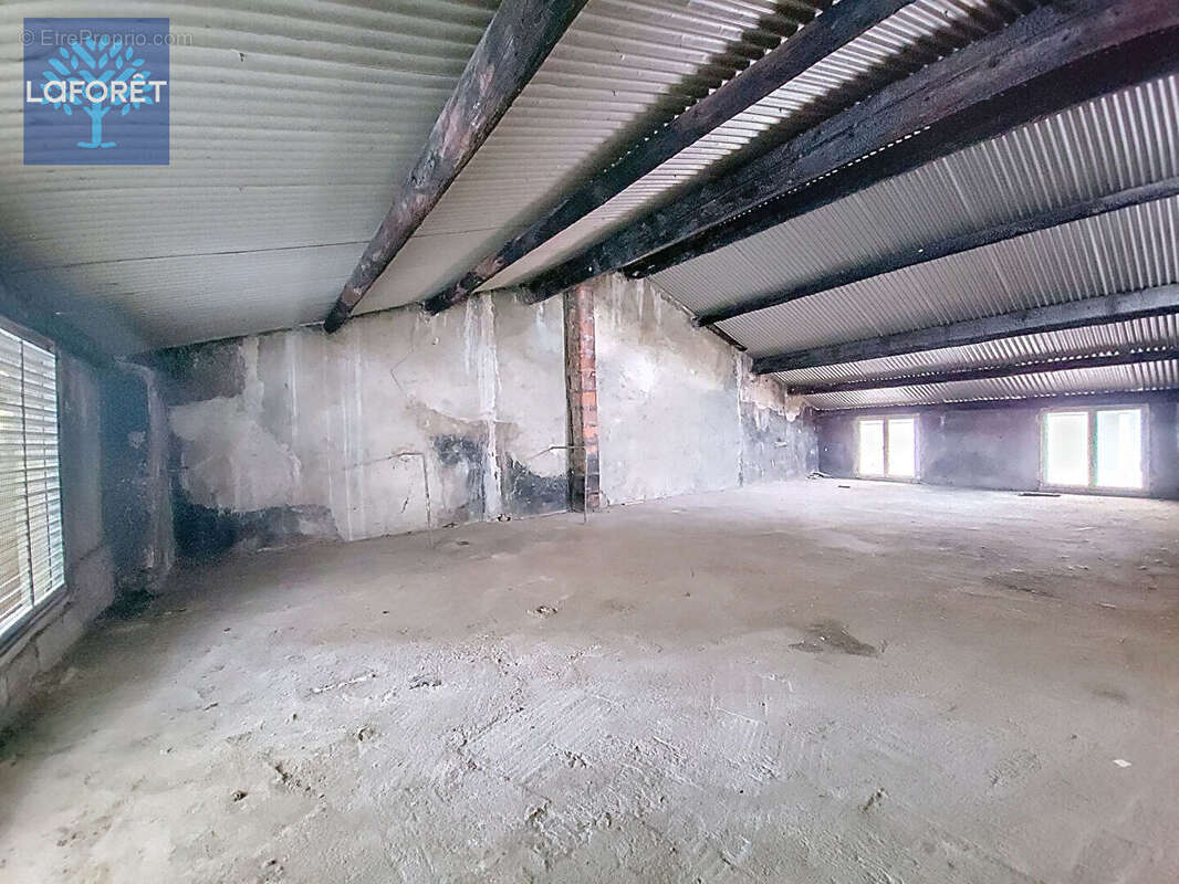 Appartement à VERNAISON