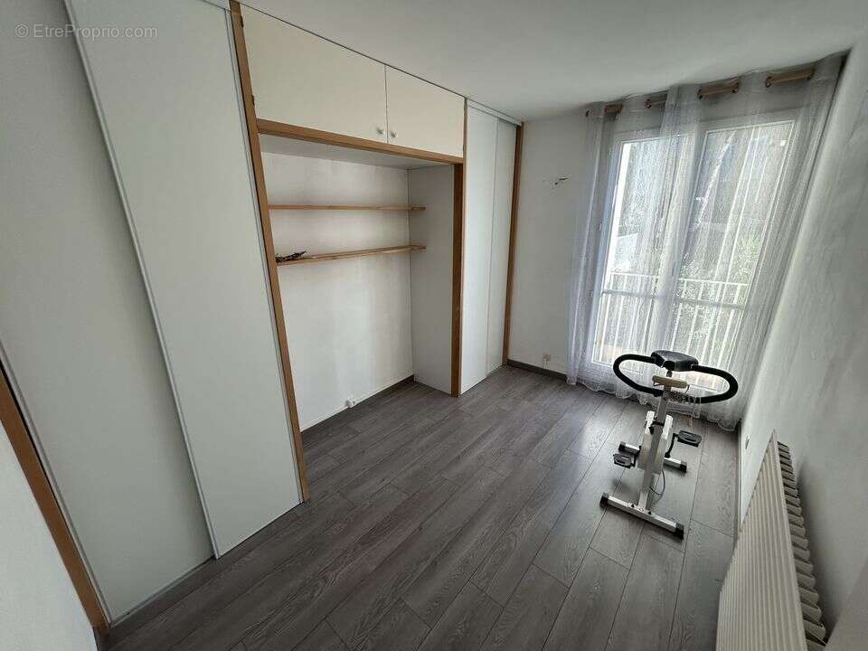 t4 - palama - terrasse - place - vue - calme - bus - Appartement à MARSEILLE-13E