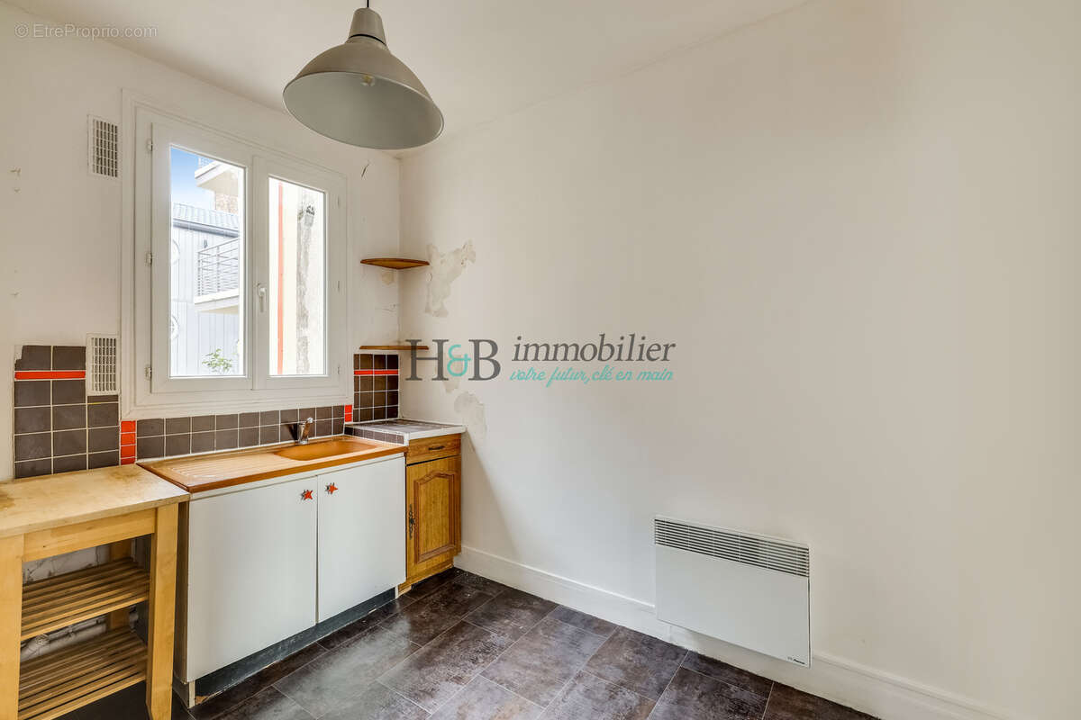 Appartement à PARIS-11E
